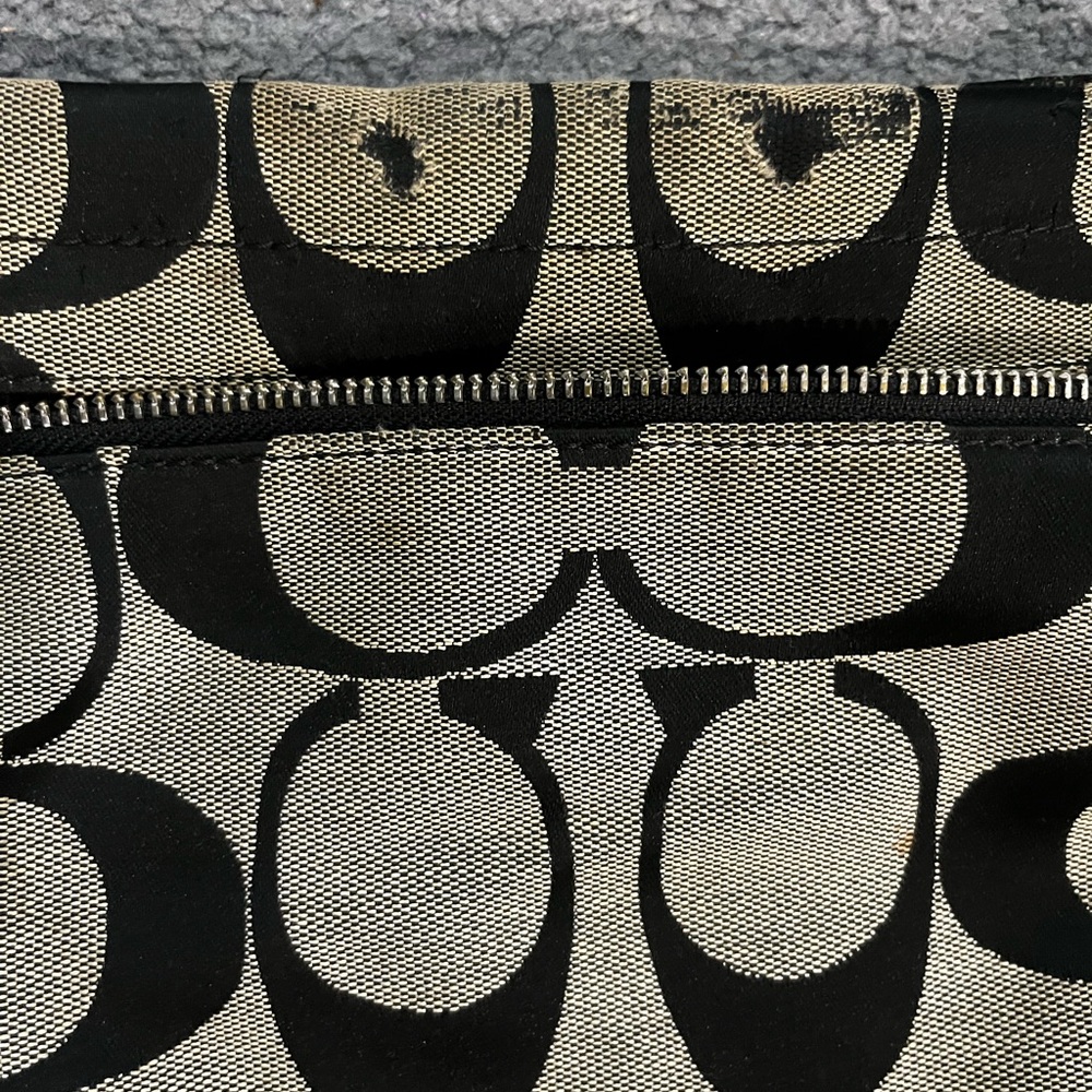 Coach Black and Cream Designer Shoulder Bag - Picture 5 of 6